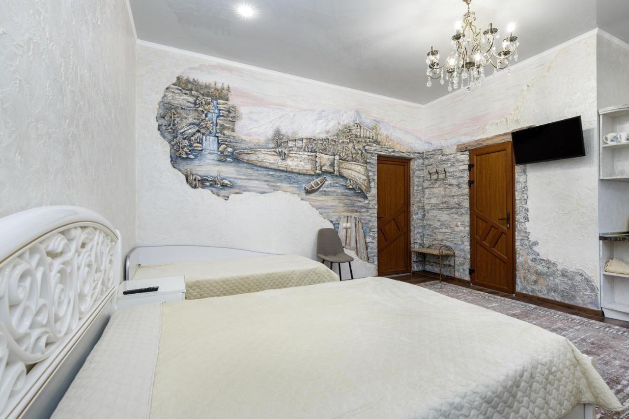 Апартаменти В Старому Місті Sweet House Kamjanets-Podilsky Buitenkant foto