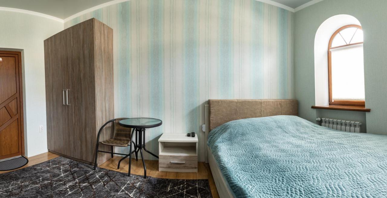 Апартаменти В Старому Місті Sweet House Kamjanets-Podilsky Buitenkant foto