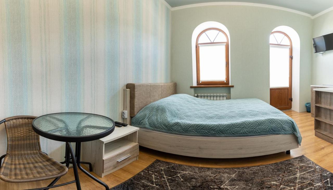 Апартаменти В Старому Місті Sweet House Kamjanets-Podilsky Buitenkant foto
