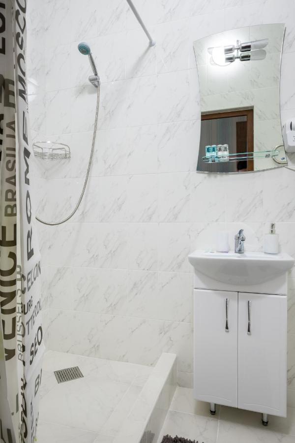 Апартаменти В Старому Місті Sweet House Kamjanets-Podilsky Buitenkant foto